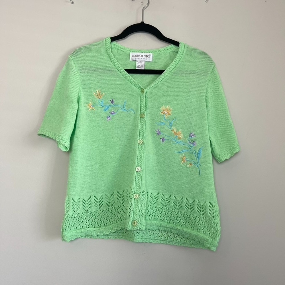 Brownstone Studio Vintage Cottagecore Granny Embroidered Spring Button Cardigan‎